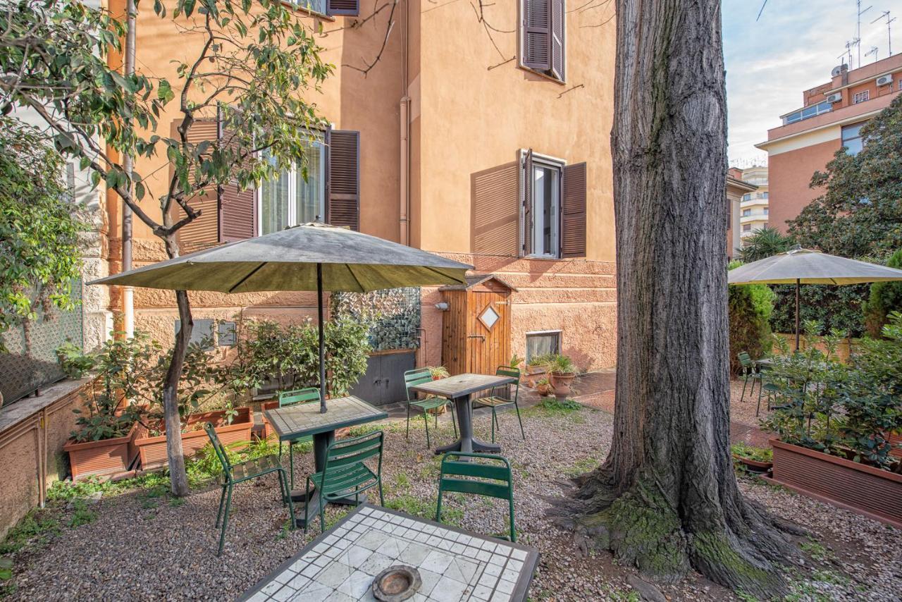 A Vinicius Et Mita Bed and Breakfast Roma Exterior foto